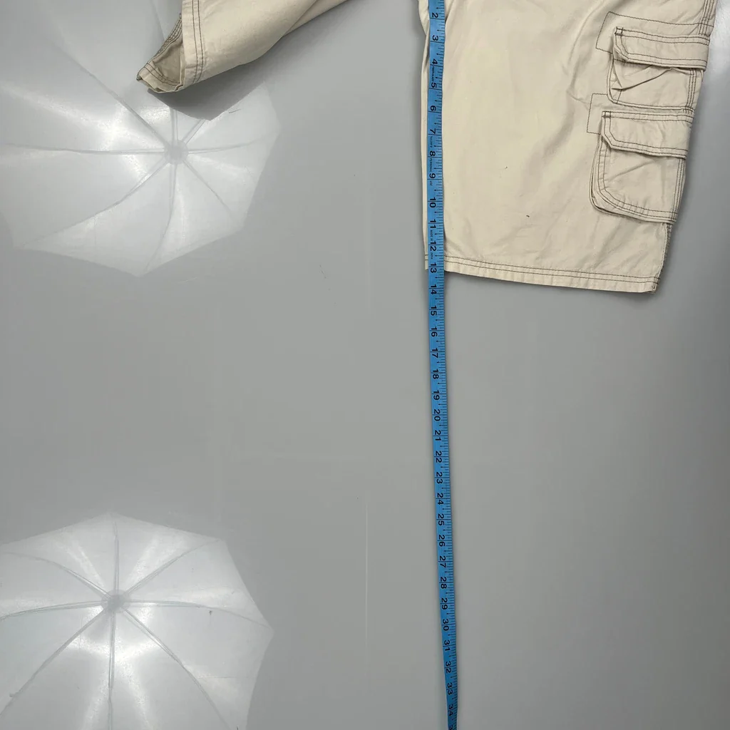 Lee Cargo Shorts - 28W 11L Beige Cotton - Image 5
