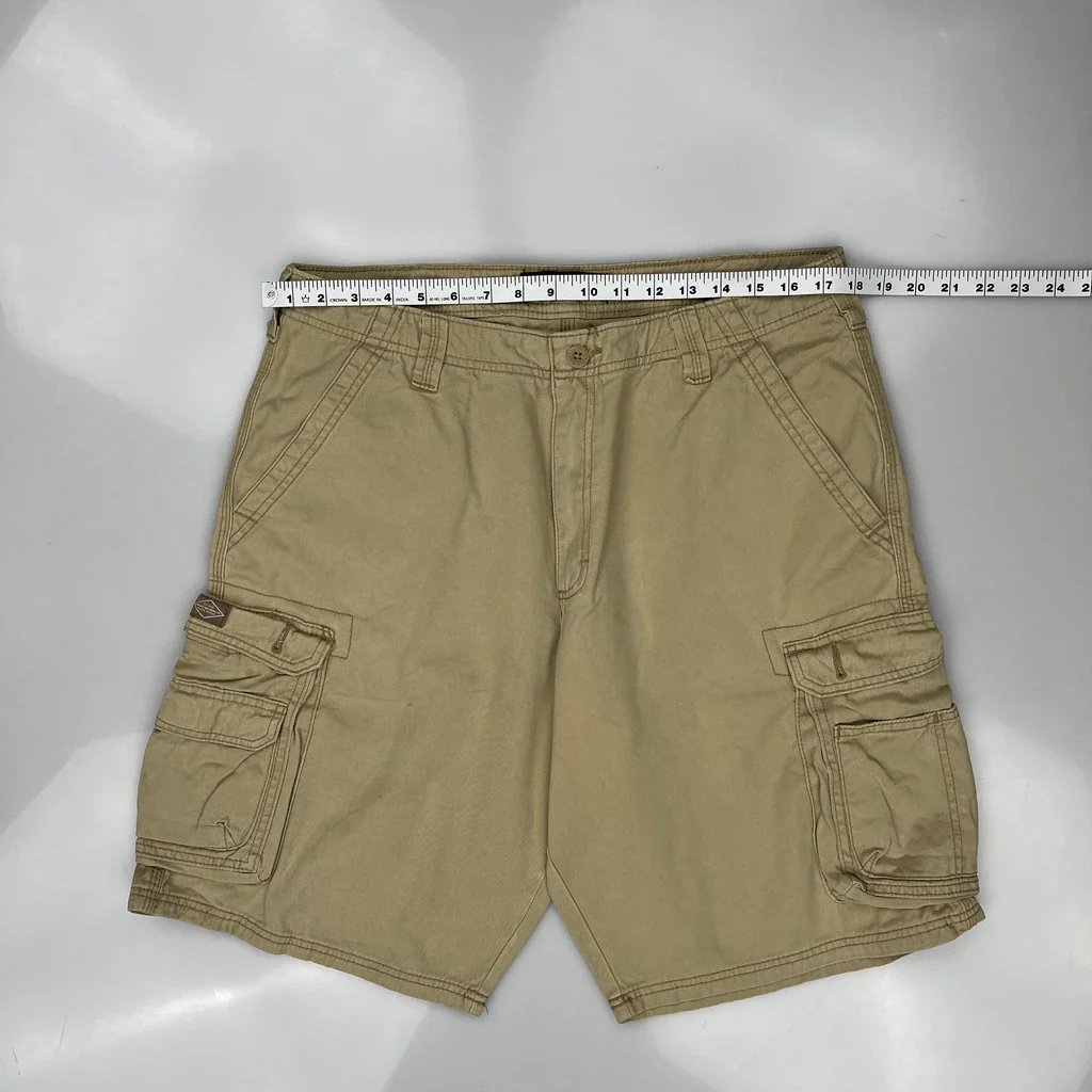 Lee Cargo Shorts - 34W 10L Beige Cotton - Image 3