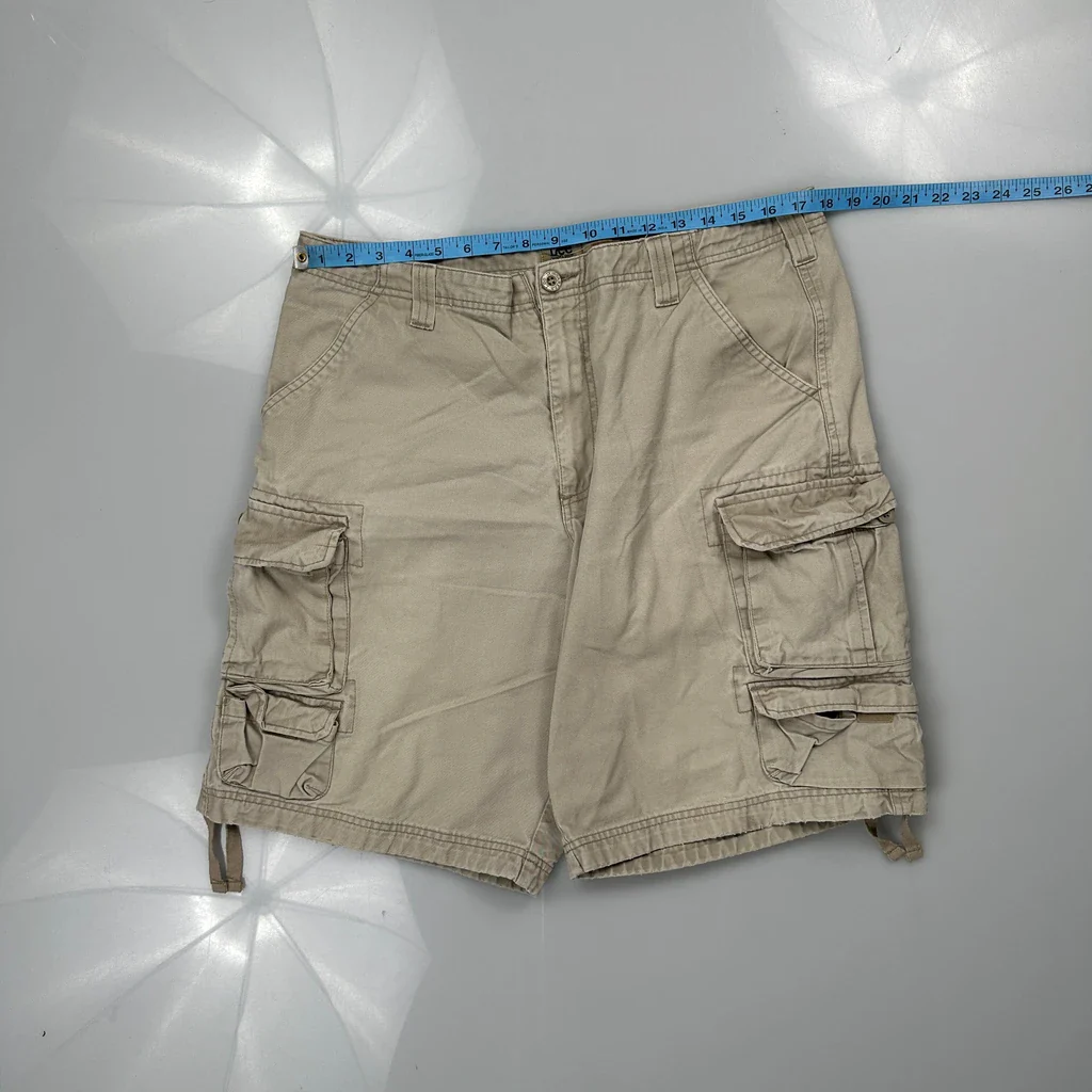 Lee Cargo Shorts - 35W 10L Beige Cotton - Image 4