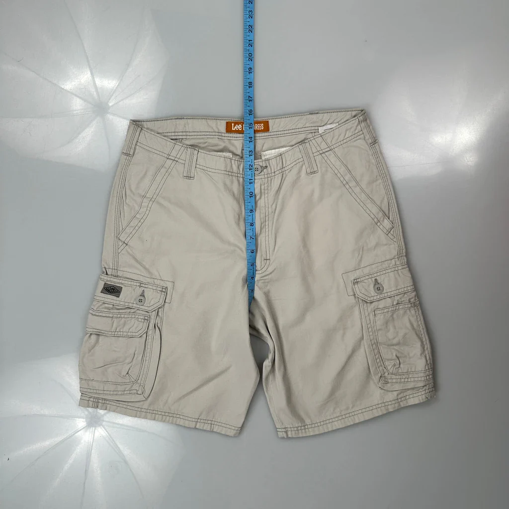 Lee Cargo Shorts - 36W 11L Beige Cotton - Image 4