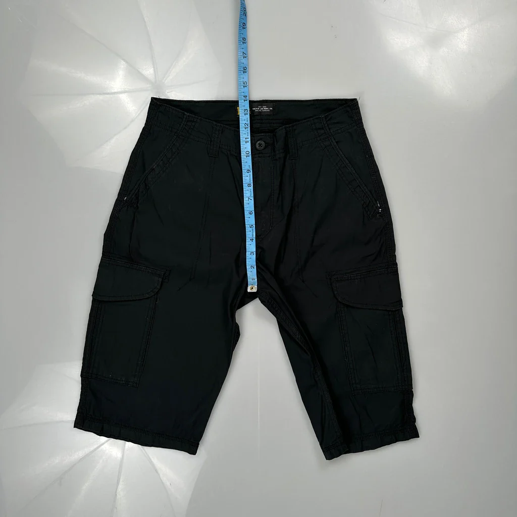 Lee Cargo Shorts - 30W 11L Black Cotton - Image 4