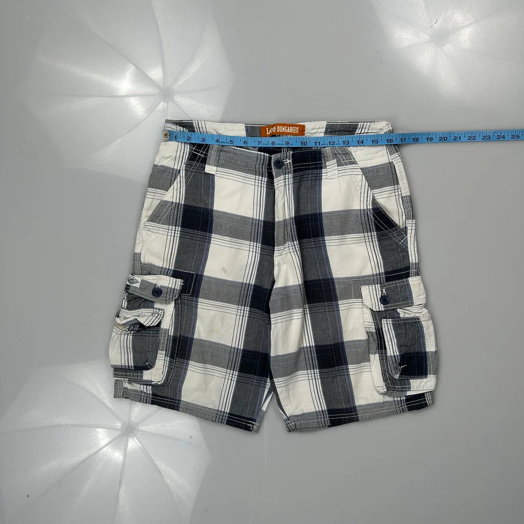 Lee Checked Cargo Shorts - 32W 11L Black & White Cotton - Image 3