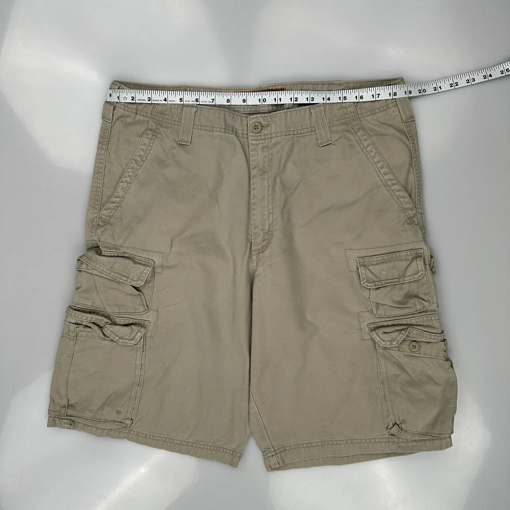 Lee Cargo Shorts - 38W 10L Khaki Cotton - Image 3