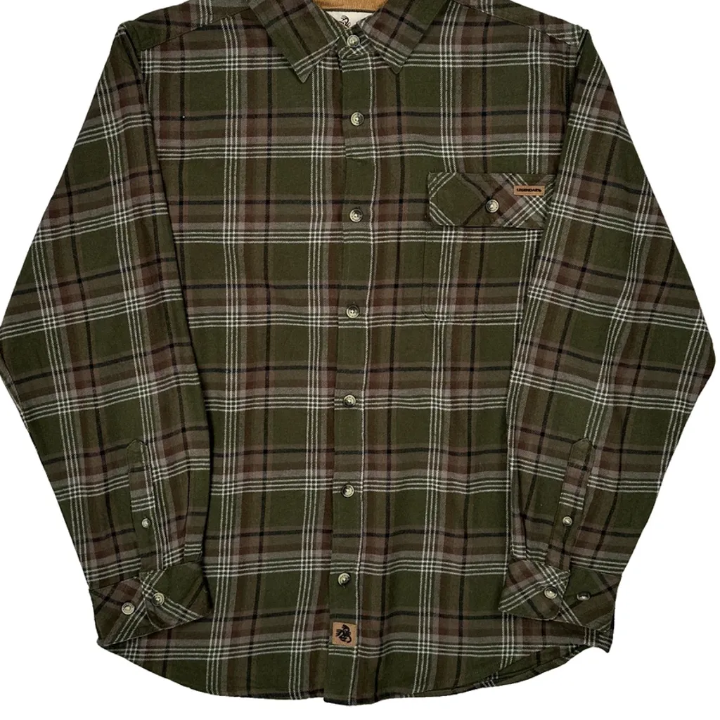 Legendary Whitetails Checked Flannel Shirt - Medium Green Cotton - Image 4