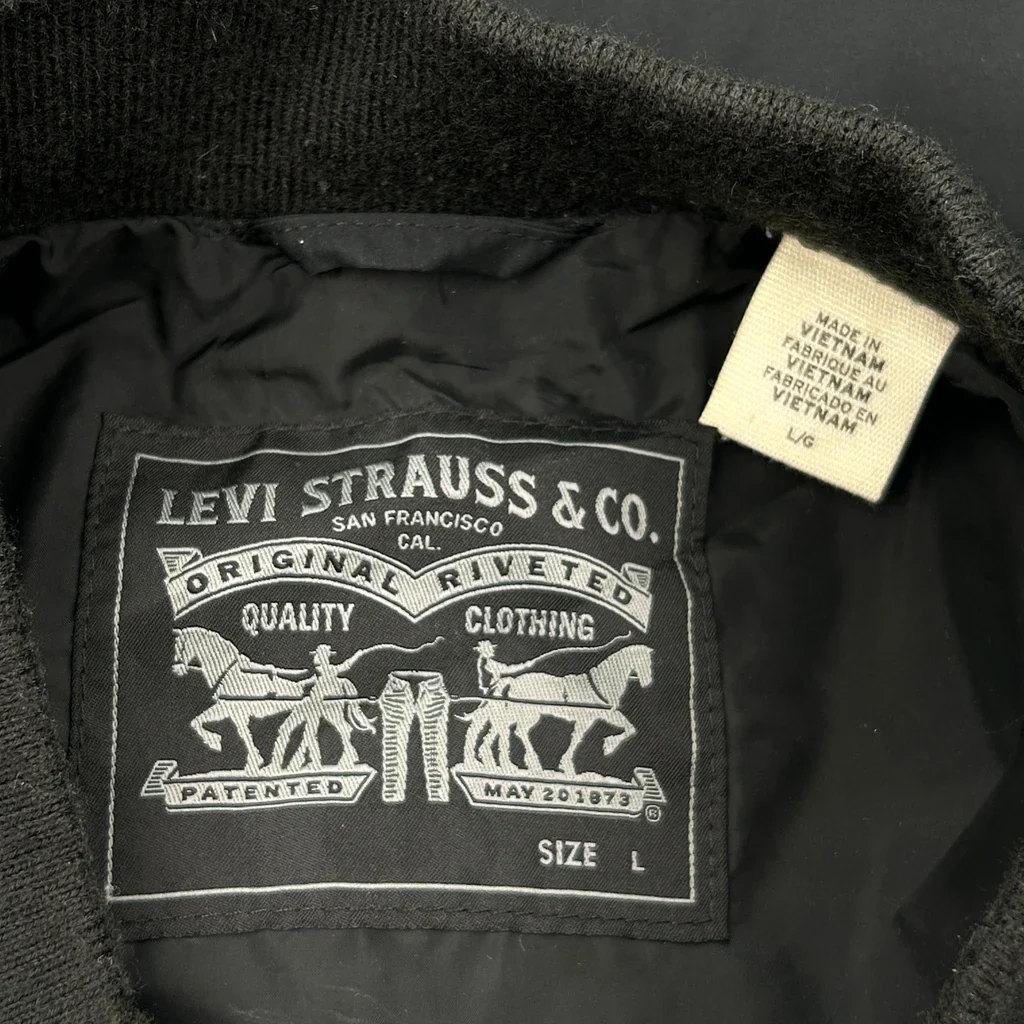 Levis Bomber Jacket - Large Black Polyester - Image 3