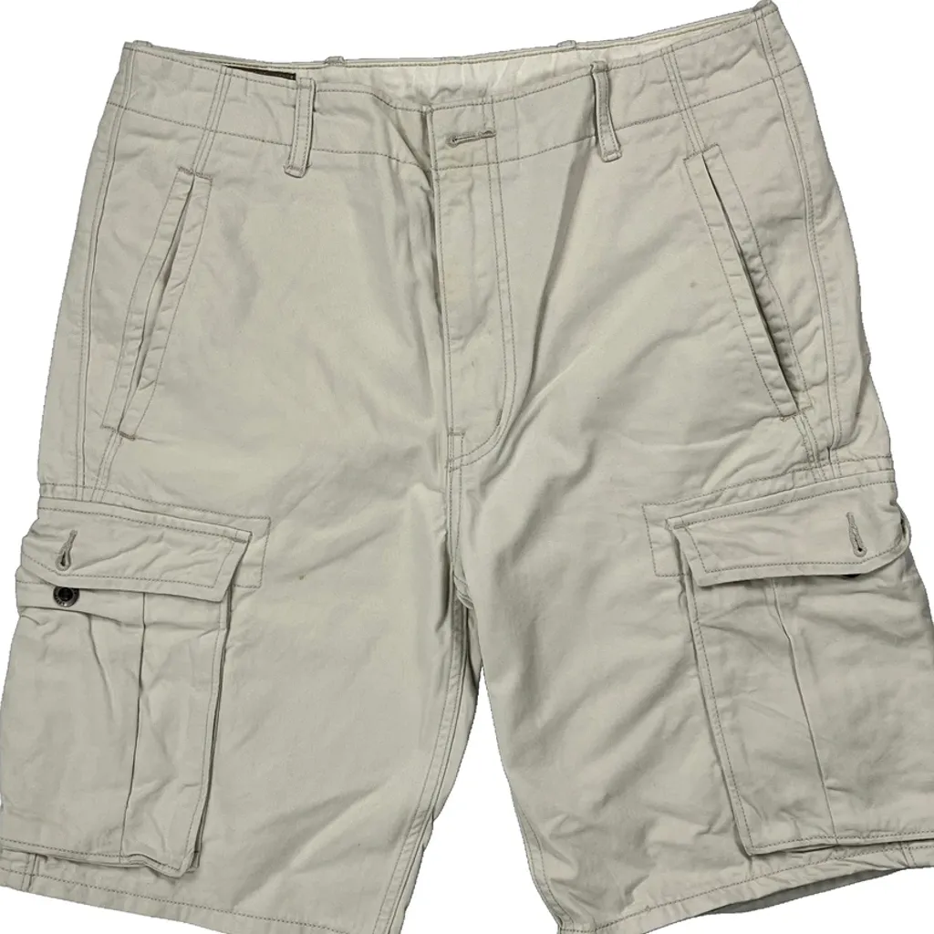 Levis Cargo Shorts - 32W 11L Beige Cotton - Image 9