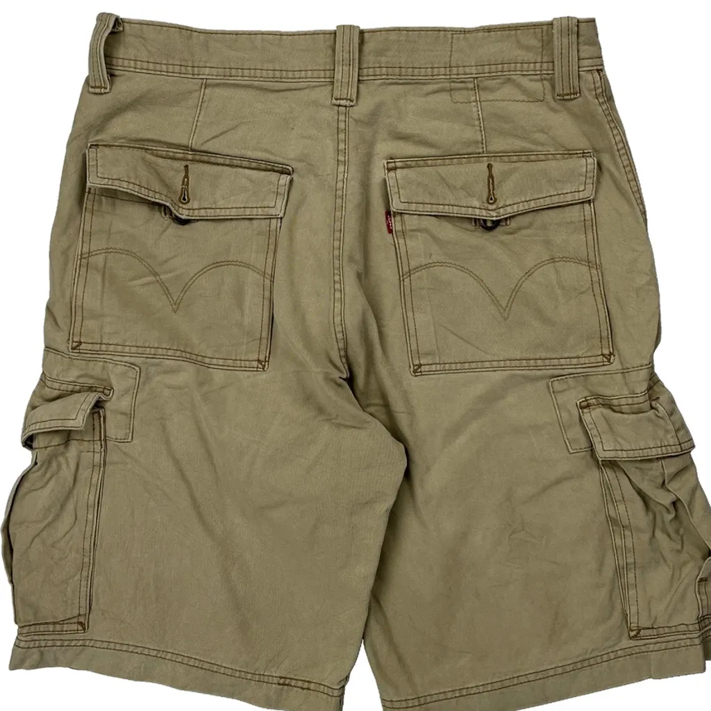 Levis Cargo Shorts - 32W 11L Beige Cotton - Image 7