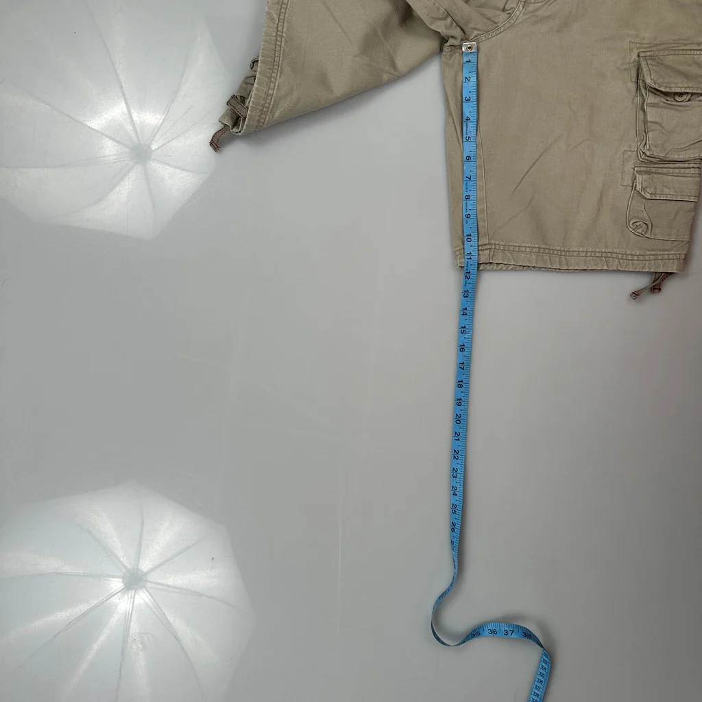 Levis Cargo Shorts - 34W 11L Beige Cotton - Image 5