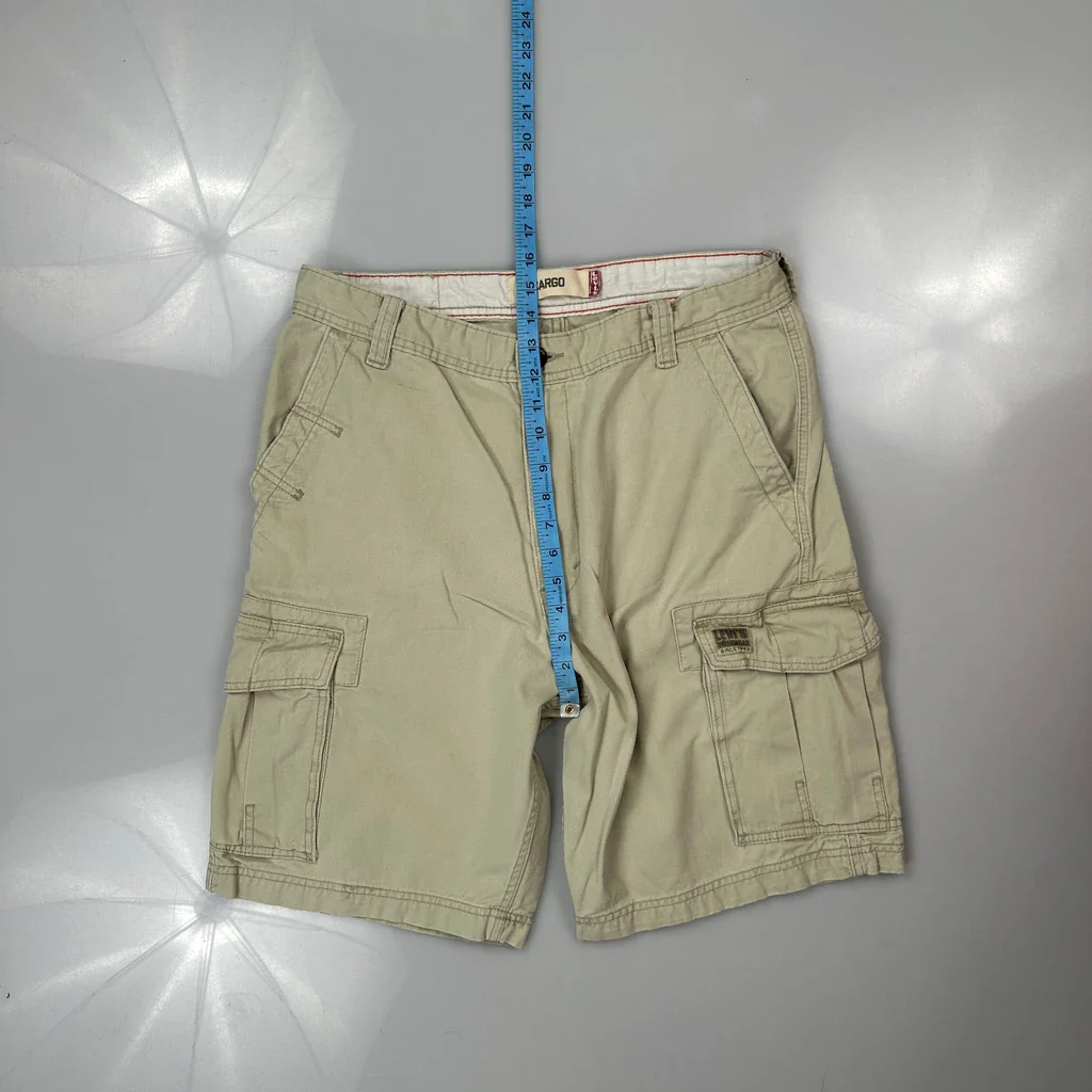 Levis Cargo Shorts - 34W 10L Beige Cotton - Image 4