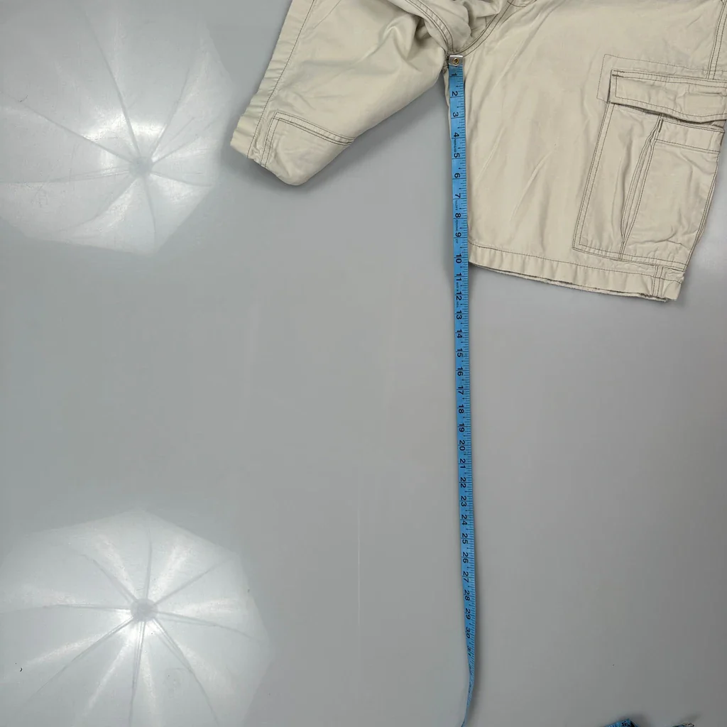 Levis Cargo Shorts - 36W 11L Beige Cotton - Image 5