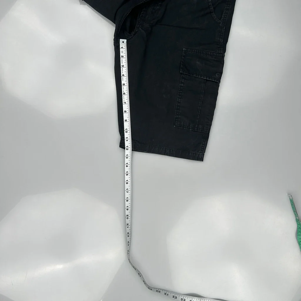 Levis Cargo Shorts - 31W 11L Black Cotton - Image 5