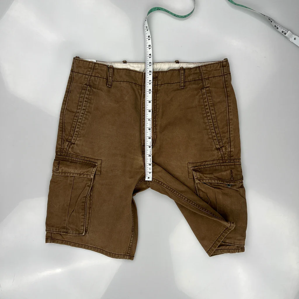 Levis Cargo Shorts - 35W 11L Brown Cotton - Image 4