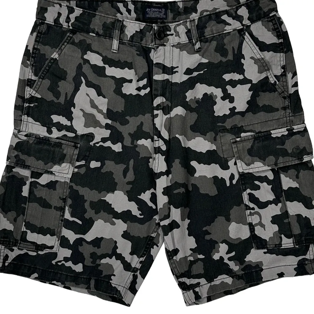 Levis Cargo Shorts - 34W 9L Camo Cotton - Image 10