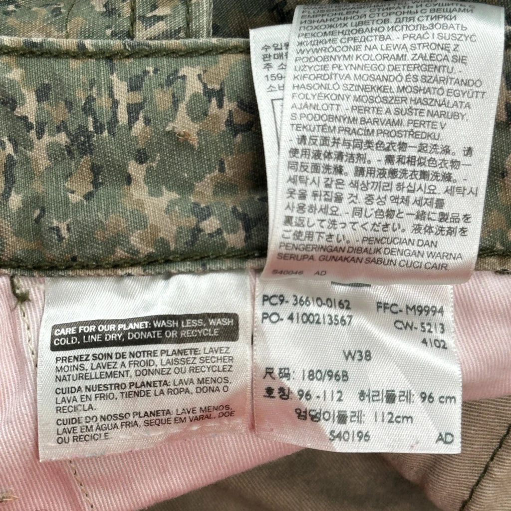 Levis Camo Cargo Shorts - 38W 11L Camo Cotton - Image 6