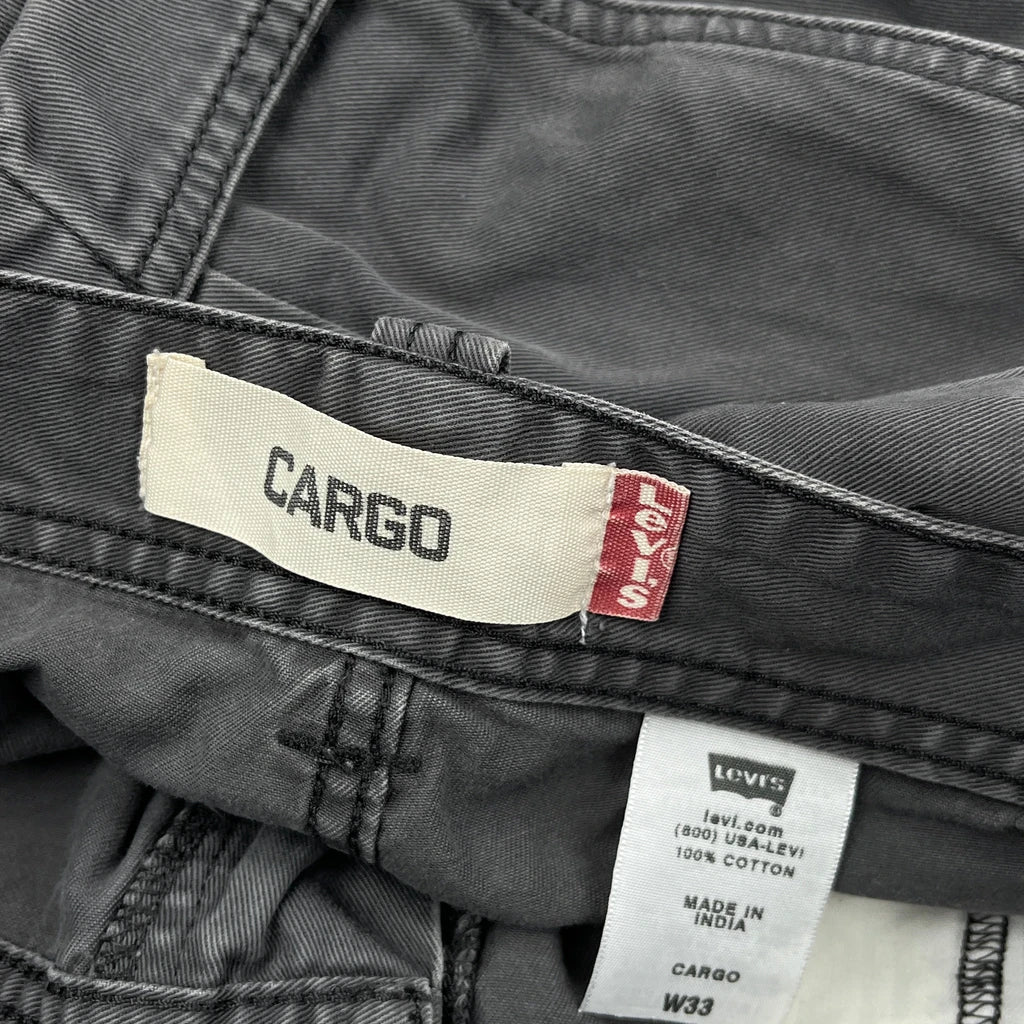 Levis Cargo Shorts - 34W 11L Grey Cotton - Image 6