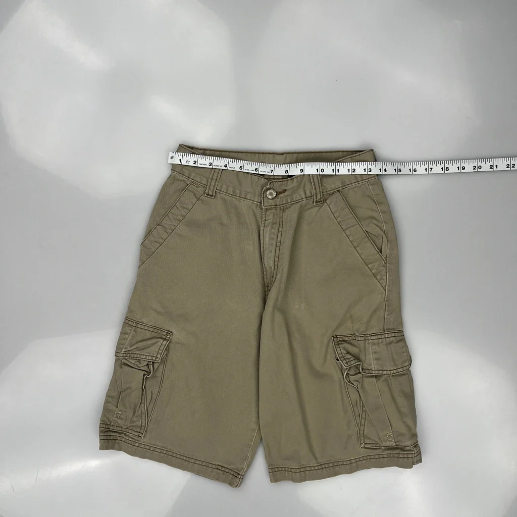 Levis Cargo Shorts - 26W 11L Khaki Cotton - Image 3