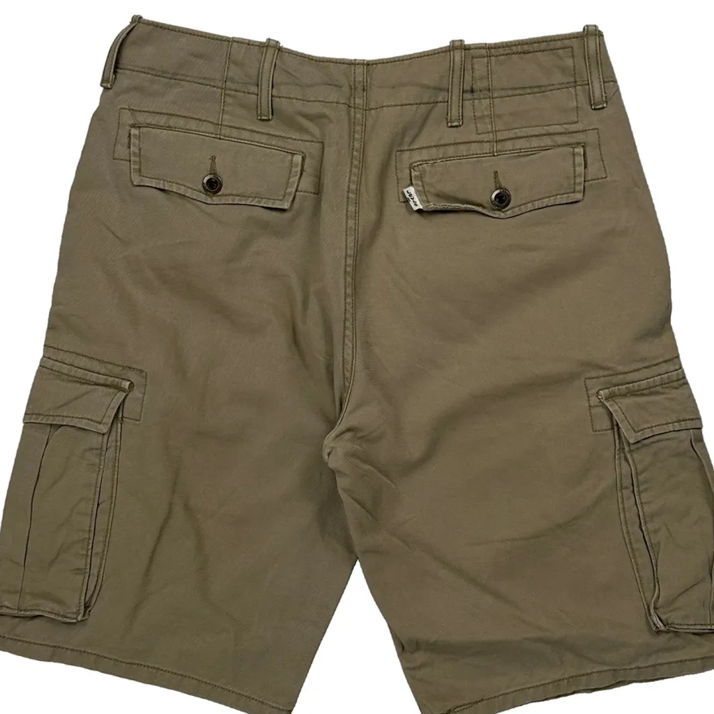 Levis Cargo Shorts - 30W 11L Khaki Cotton - Image 7