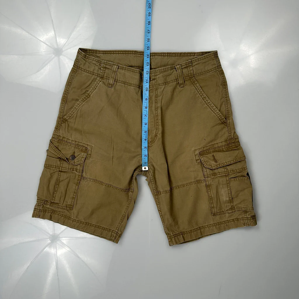 Levis Cargo Shorts - 34W 11L Khaki Cotton - Image 4