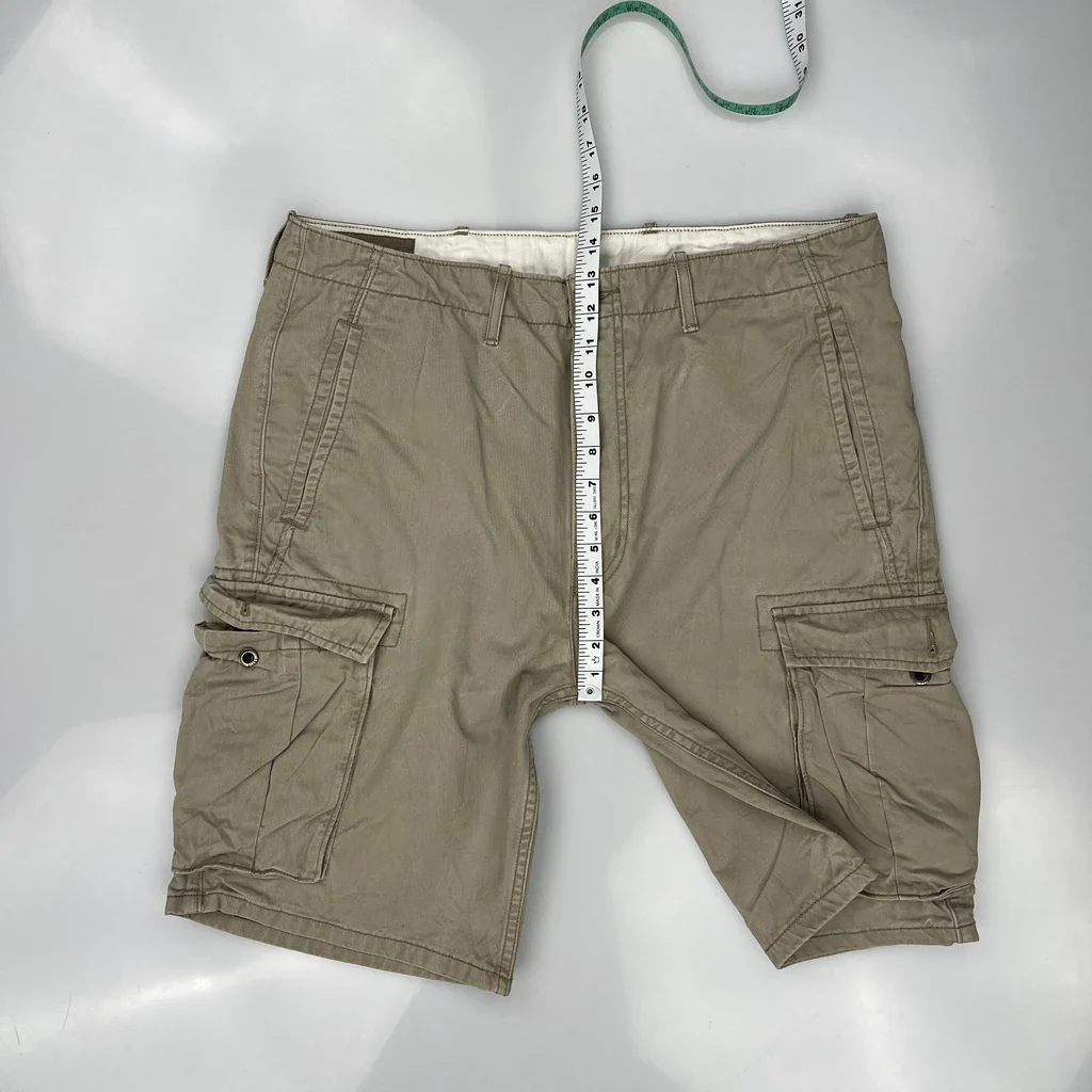 Levis Cargo Shorts - 38W 11L Khaki Cotton - Image 4