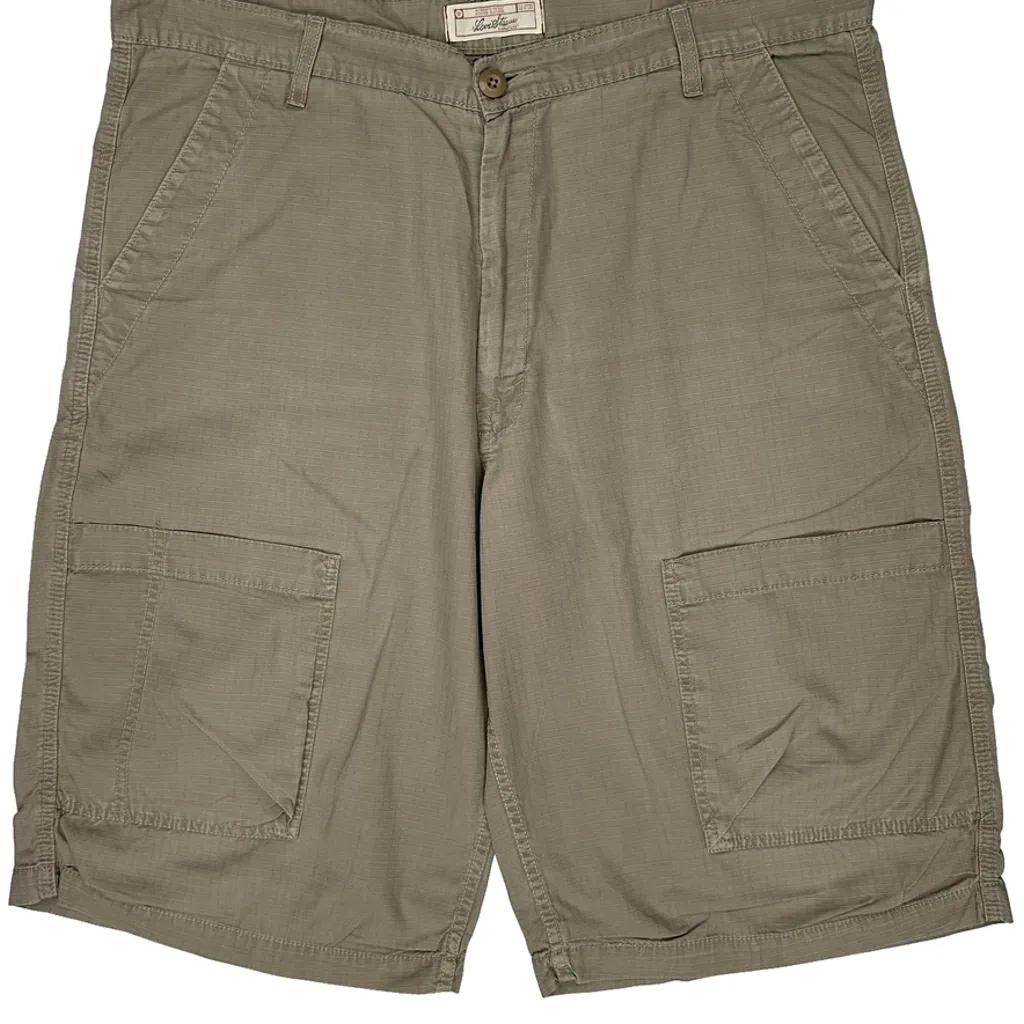 Levis Cargo Shorts - 40W 13L Khaki Cotton - Image 10