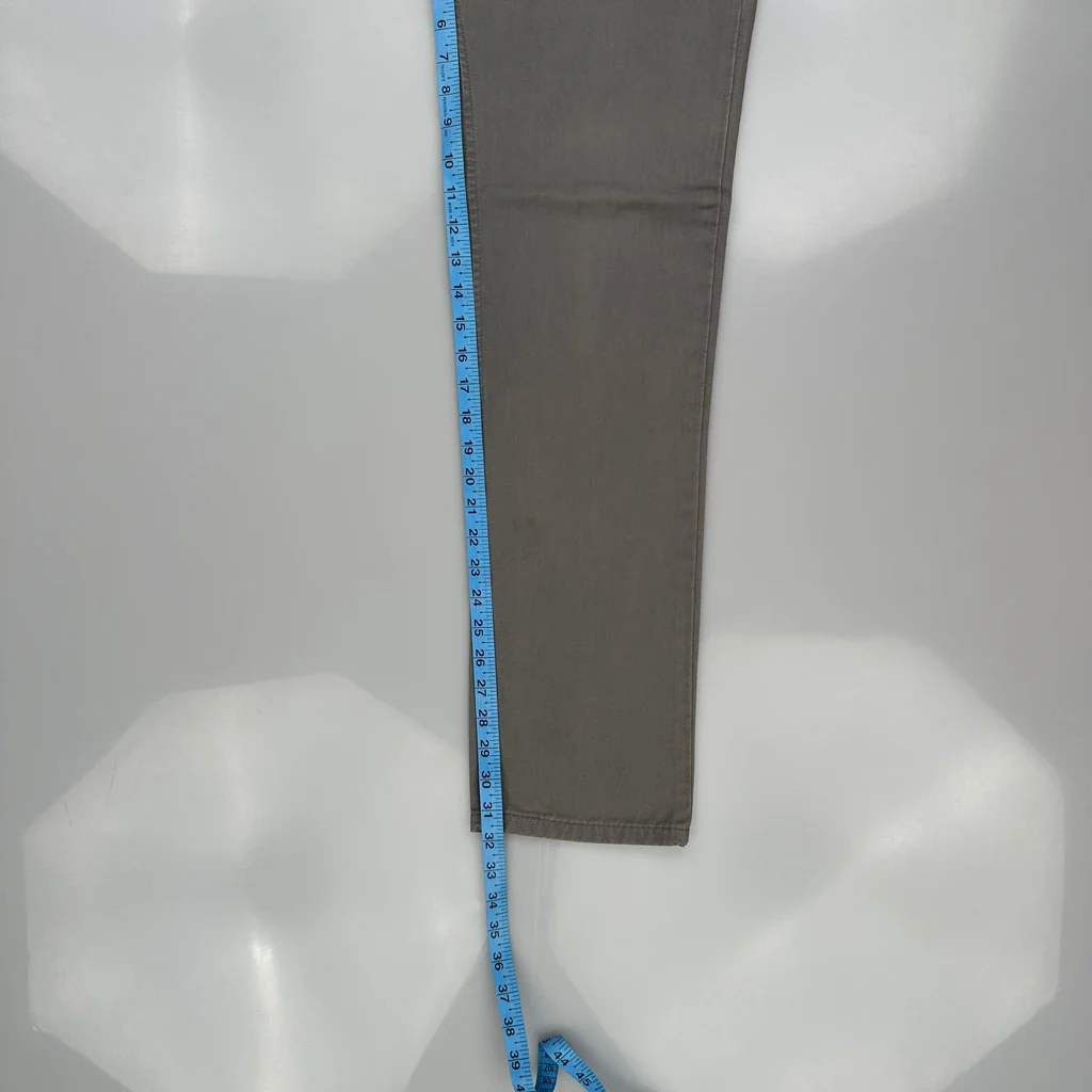 Levis Chinos - 33W 32L Gray Cotton - Image 5