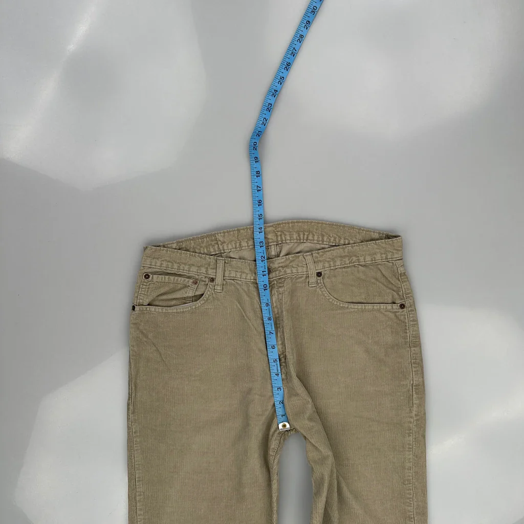Levis Cord Trousers - 36″ Waist Beige Cotton - Image 4