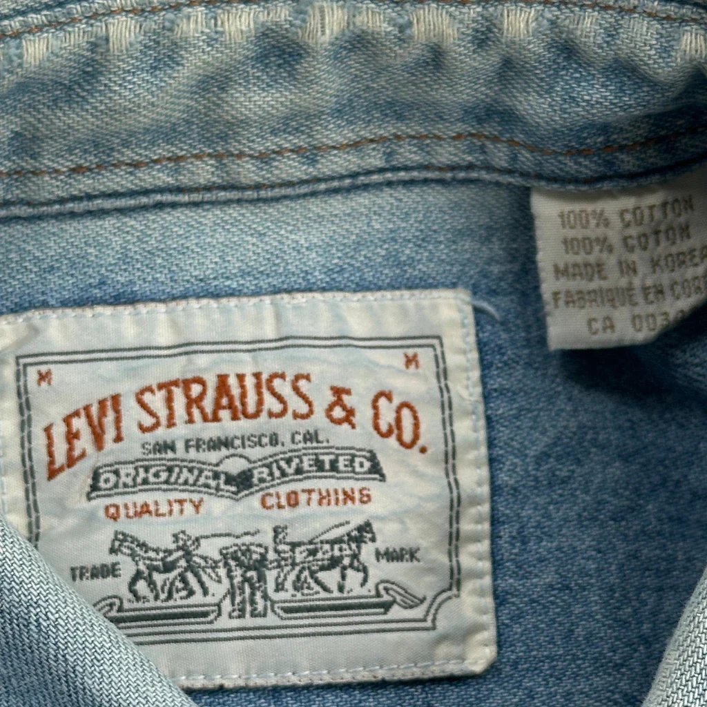 Levis Denim Shirt - Medium Blue Cotton - Image 3