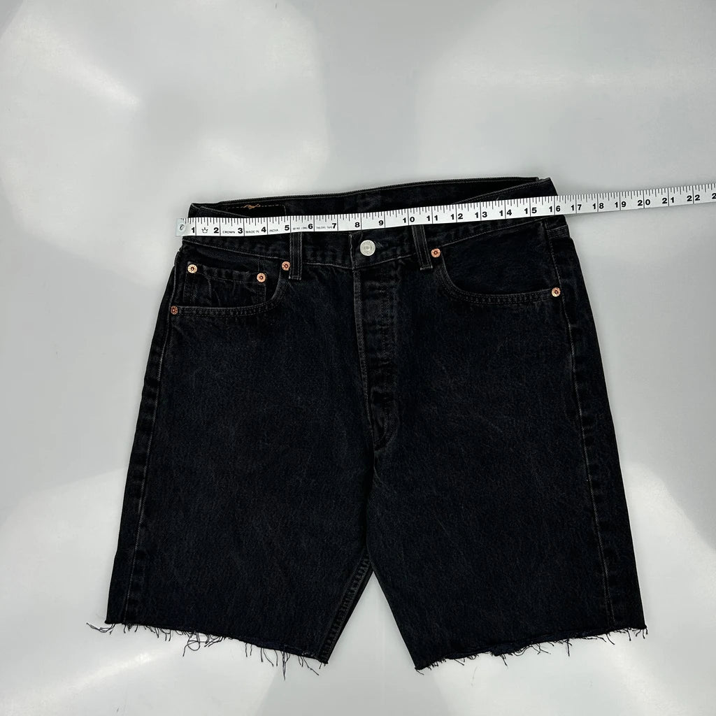 Levis Cut Off Denim Shorts - 32W 10L Black Denim - Image 3