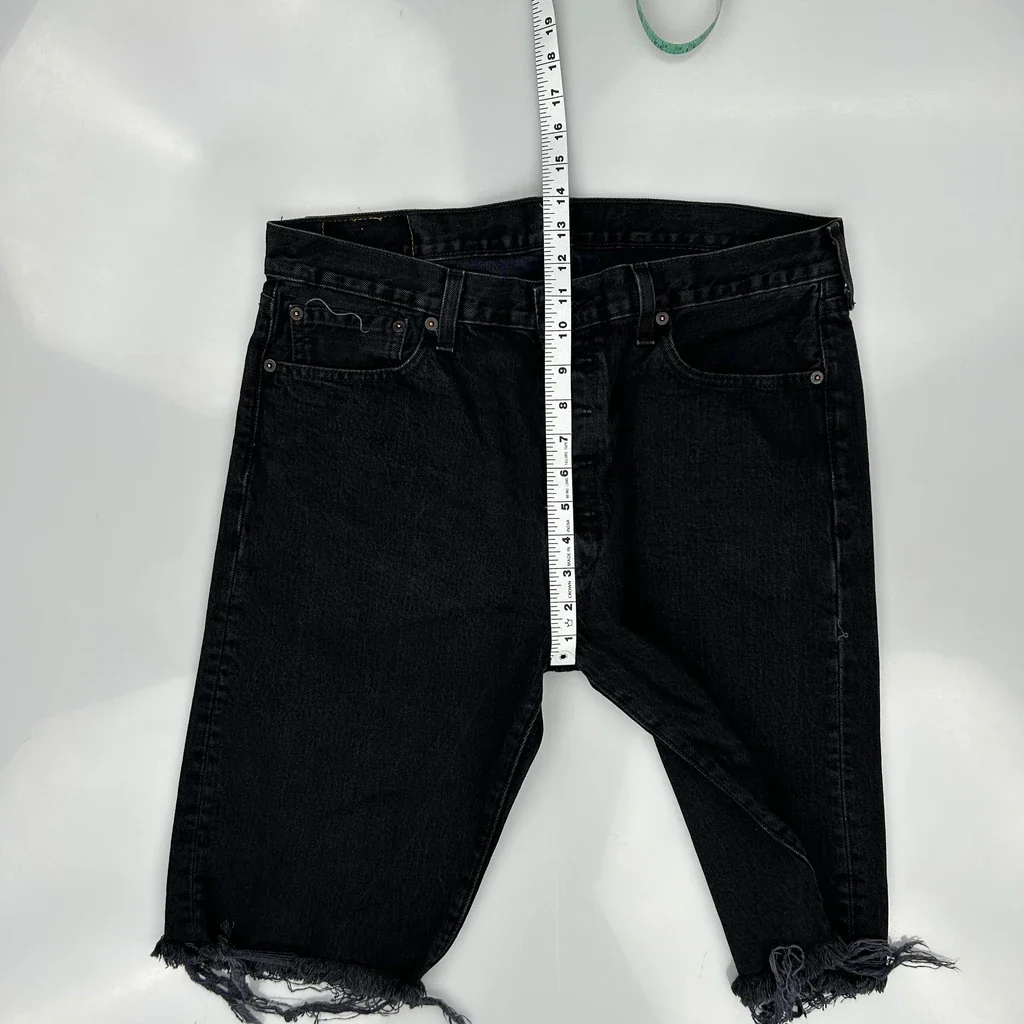 Levis Denim Shorts - 34W 12L Black Cotton - Image 4