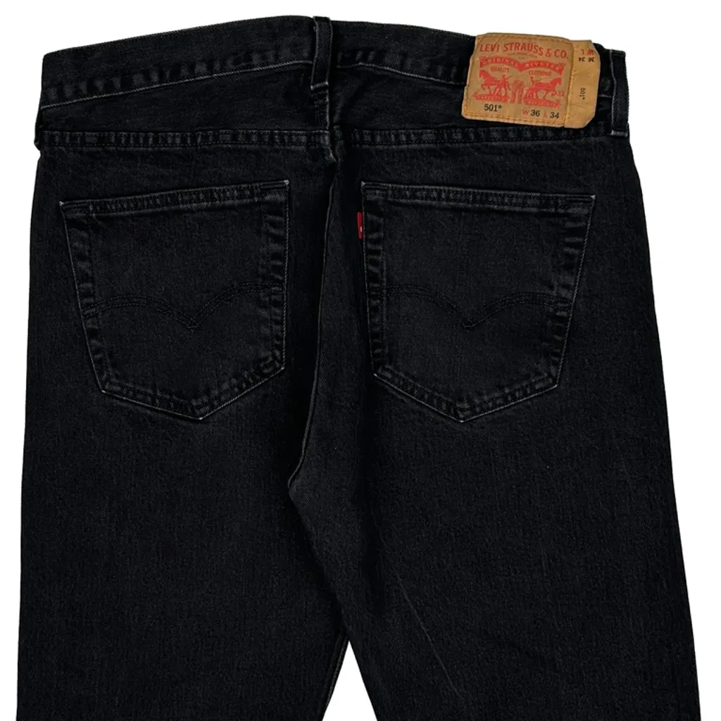 Levis Denim Shorts - 34W 12L Black Cotton - Image 7