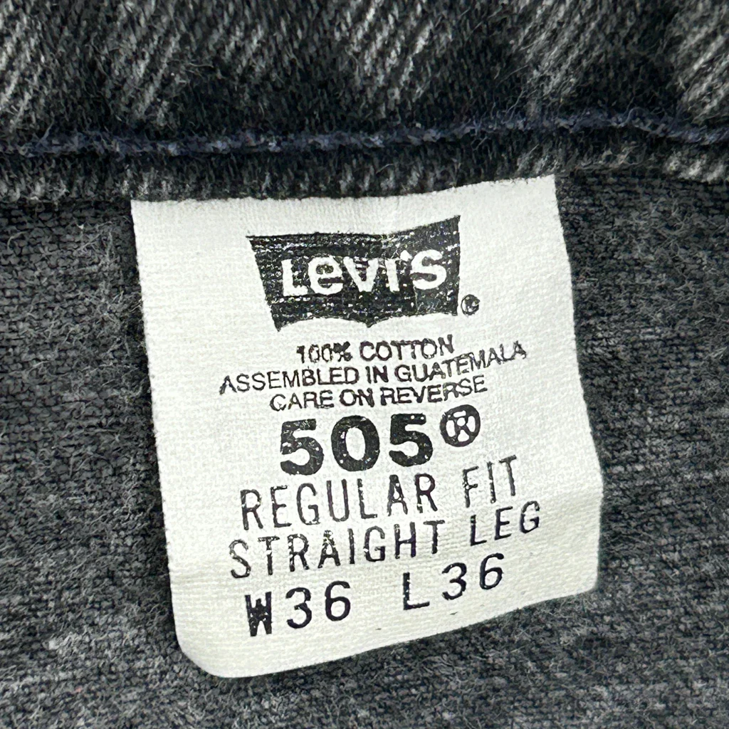 Levis Denim Shorts - 35W 11L Black Cotton - Image 6