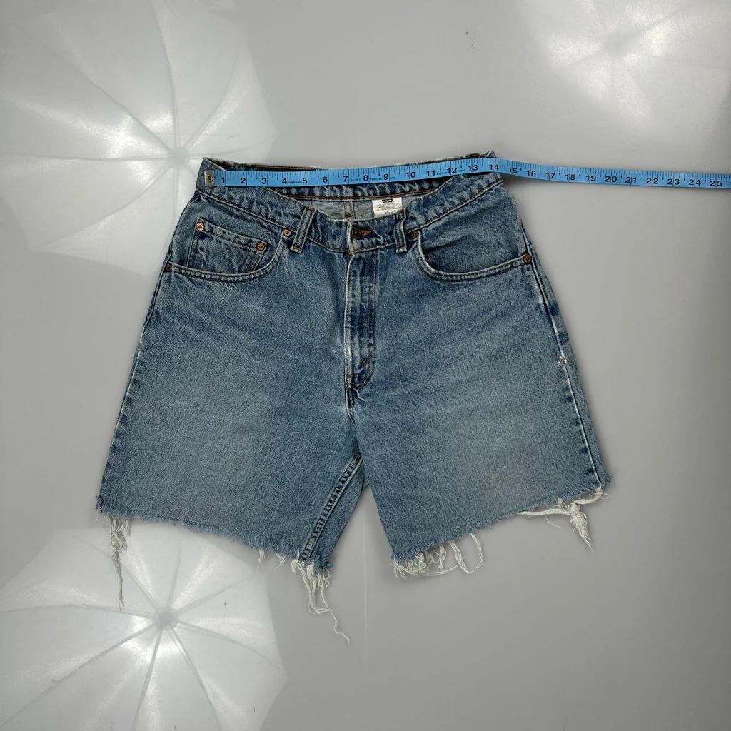 Levis Cut Off Denim Shorts - 28W 9L Blue Cotton - Image 3
