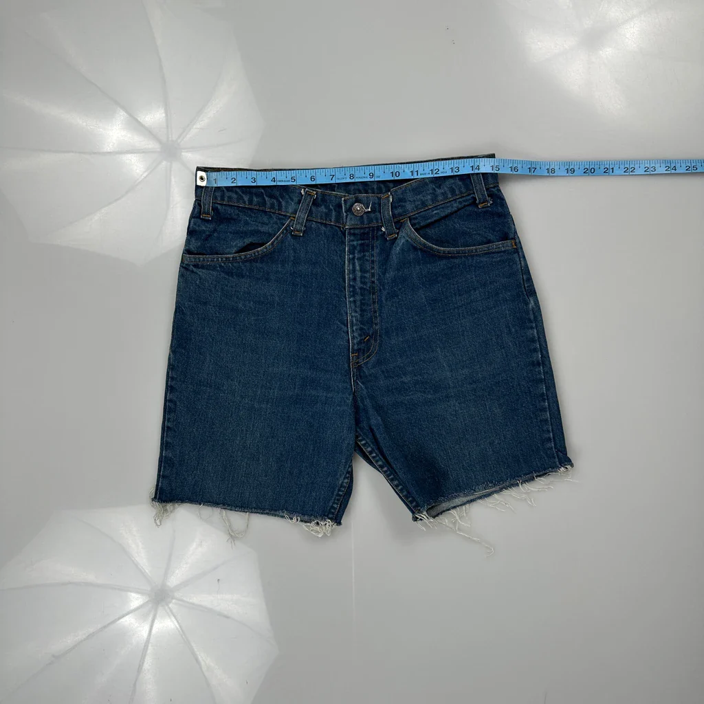 Levis Cut Off Denim Shorts - 30W 9L Blue Denim - Image 3