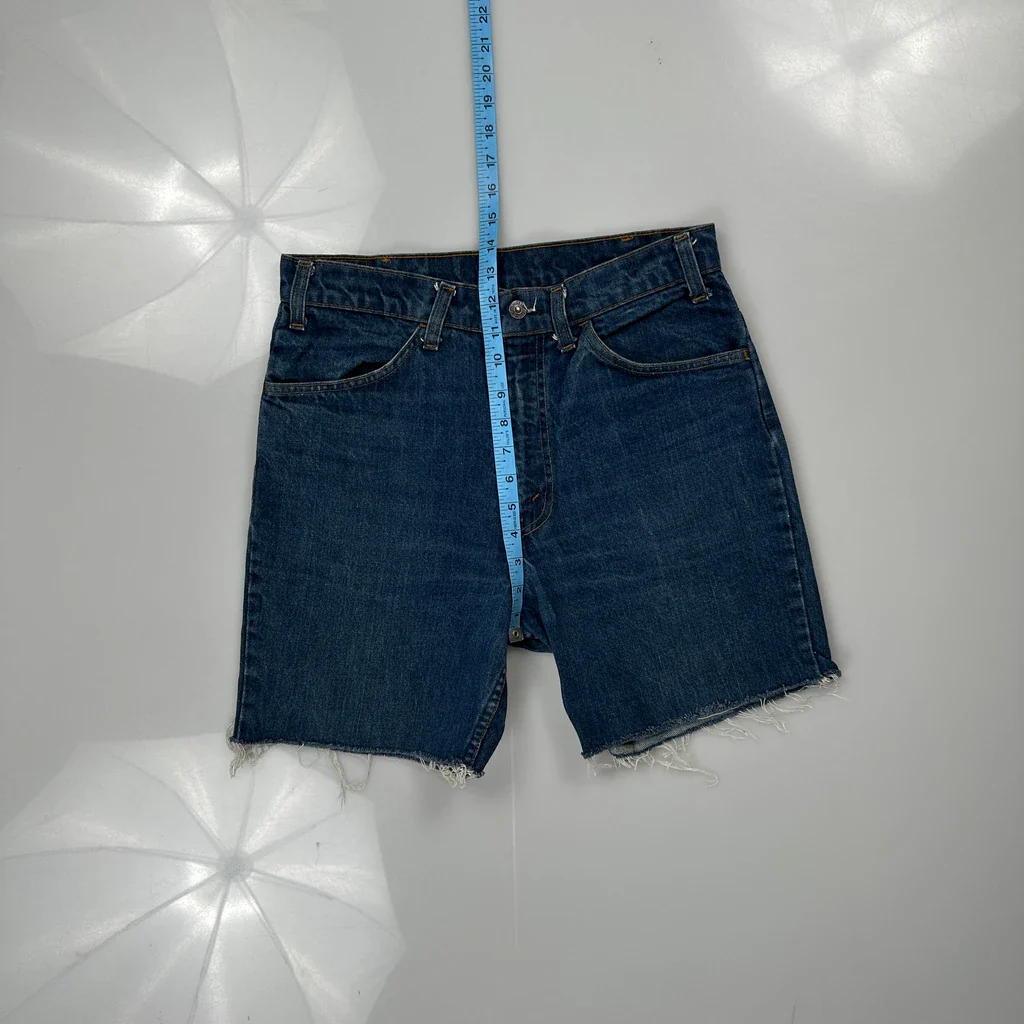 Levis Cut Off Denim Shorts - 30W 9L Blue Denim - Image 4