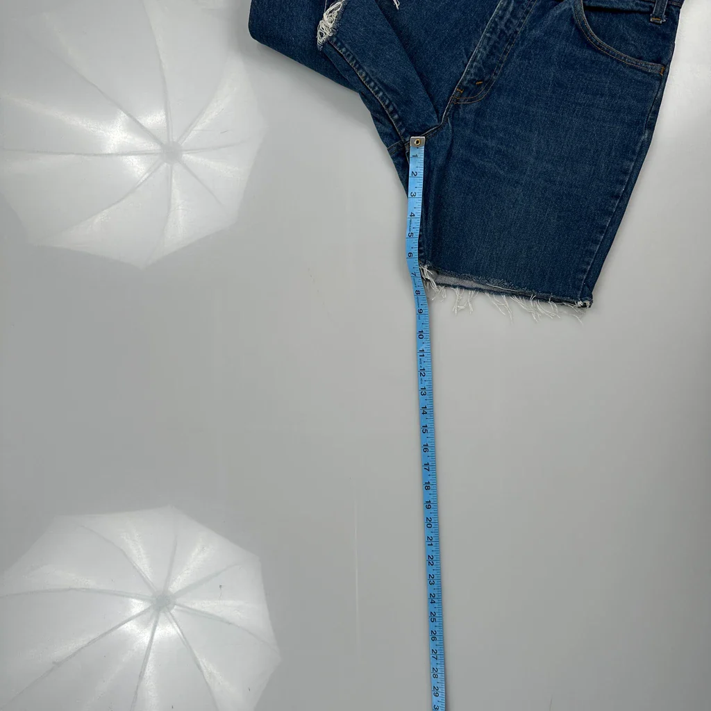Levis Cut Off Denim Shorts - 30W 9L Blue Denim - Image 5