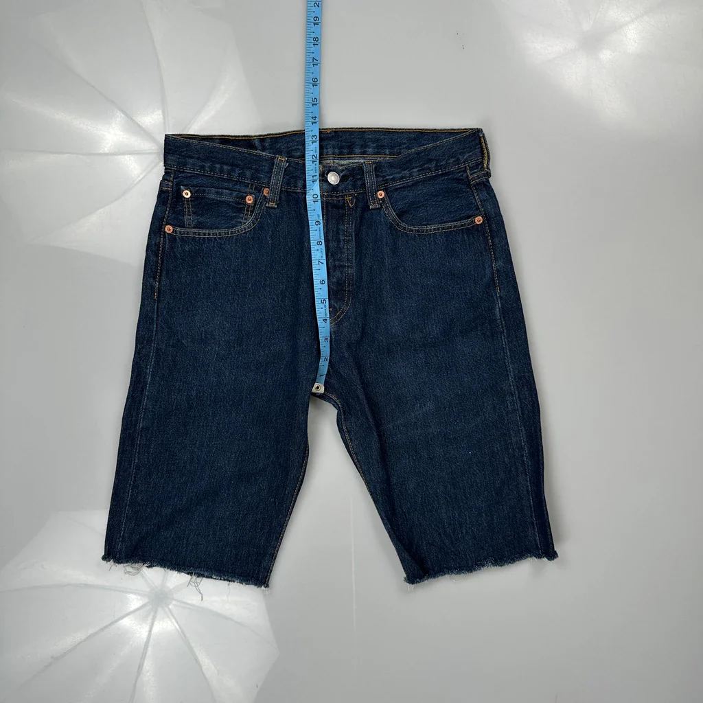 Levis Cut Off Denim Shorts - 31W 10L Blue Cotton - Image 4