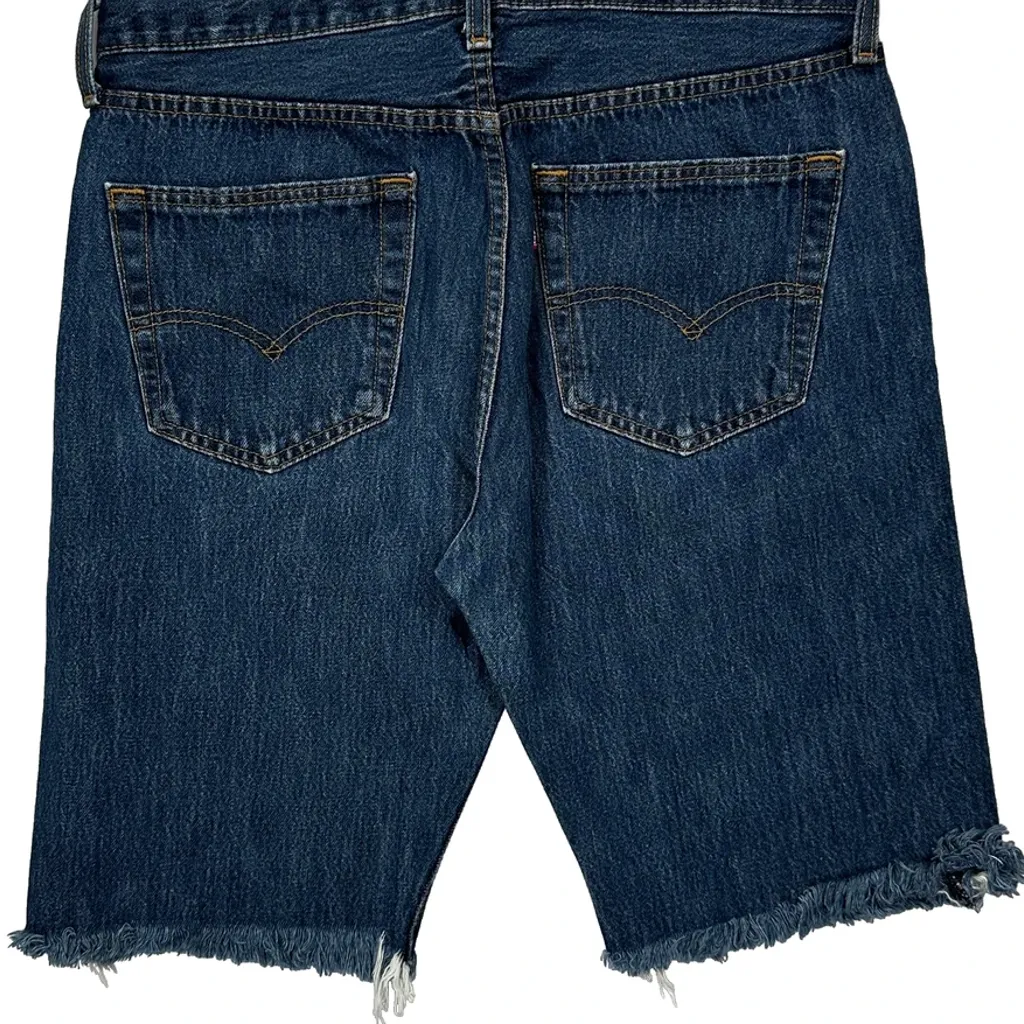 Levis Cut Off Denim Shorts - 32W 11L Blue Denim - Image 8