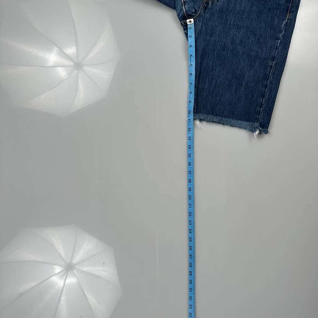 Levis Cut Off Denim Shorts - 32W 10L Blue Denim - Image 5