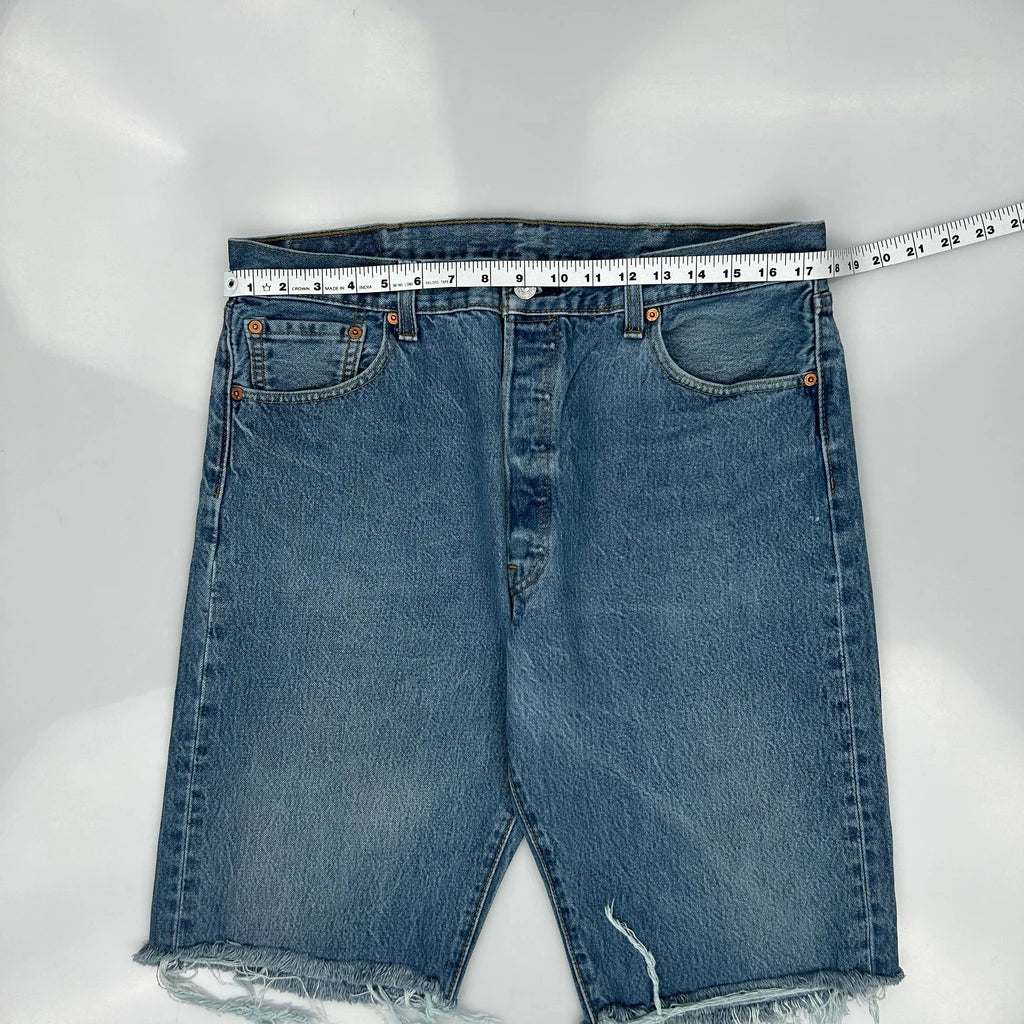 Levis Cut Off Denim Shorts - 34W 10L Blue Denim - Image 3