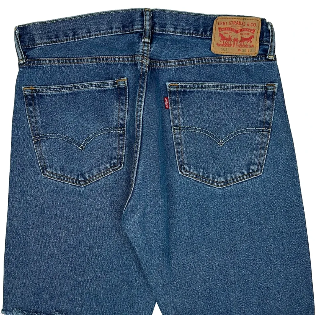 Levis Cut Off Denim Shorts - 34W 11L Blue Denim - Image 6