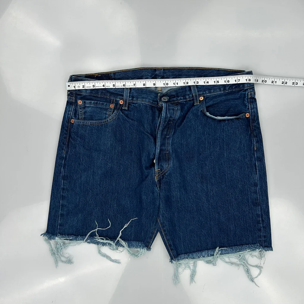 Levis Cut Off Denim Shorts - 36W 9L Blue Denim - Image 3