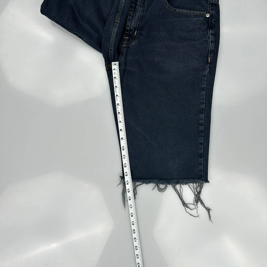 Levis Cut Off Denim Shorts - 32W 12L Dark Wash Denim - Image 5