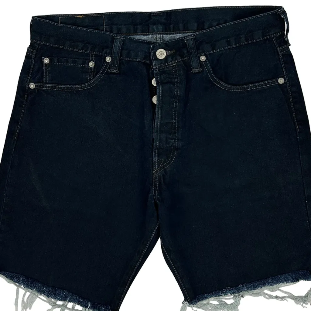 Levis Denim Shorts - 33W 9L Dark Wash Denim - Image 8