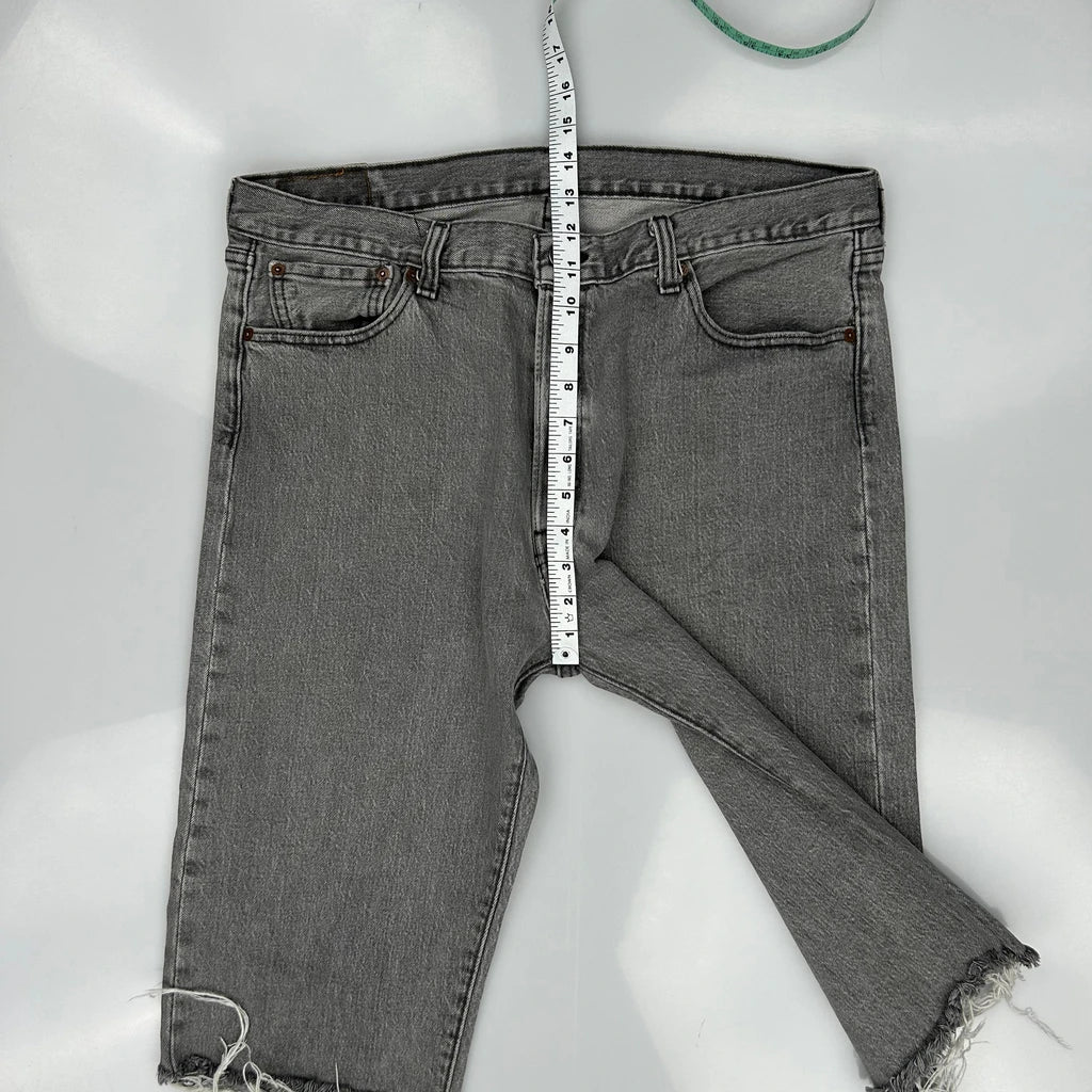 Levis Cut Off Denim Shorts - 36W 11L Grey Denim - Image 4