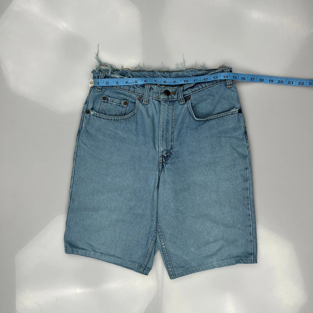 Levis Denim Shorts - 28W 10L Light Wash Denim - Image 3
