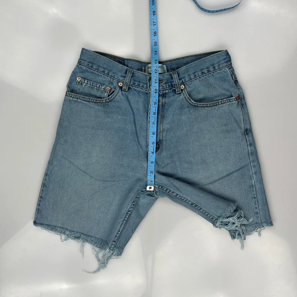 Levis Denim Shorts - 32W 10L Light Wash Cotton - Image 4