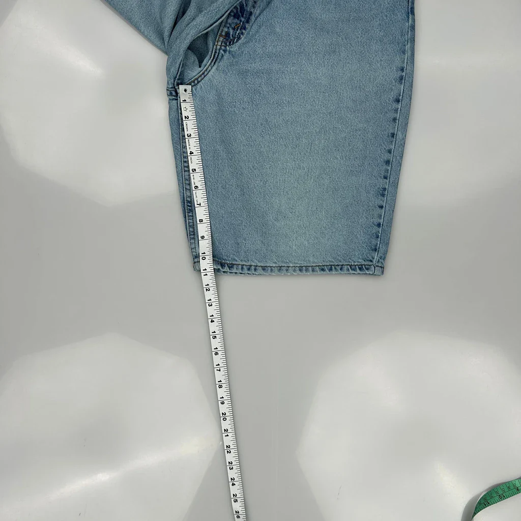 Levis Baggy Denim Shorts - 33W 9L Light Wash Denim - Image 5