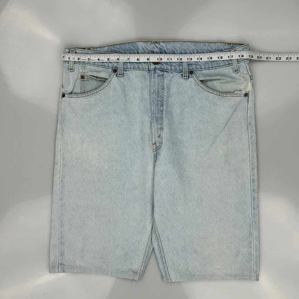 Levis Denim Shorts - 38W 10L Light Wash Denim - Image 3