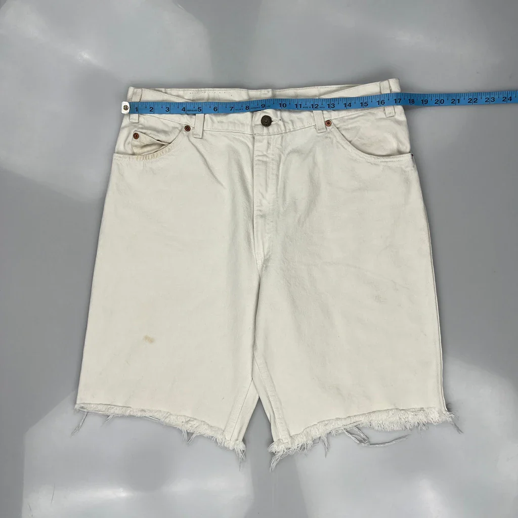 Levis Denim Shorts - 32W 9L White Cotton - Image 3