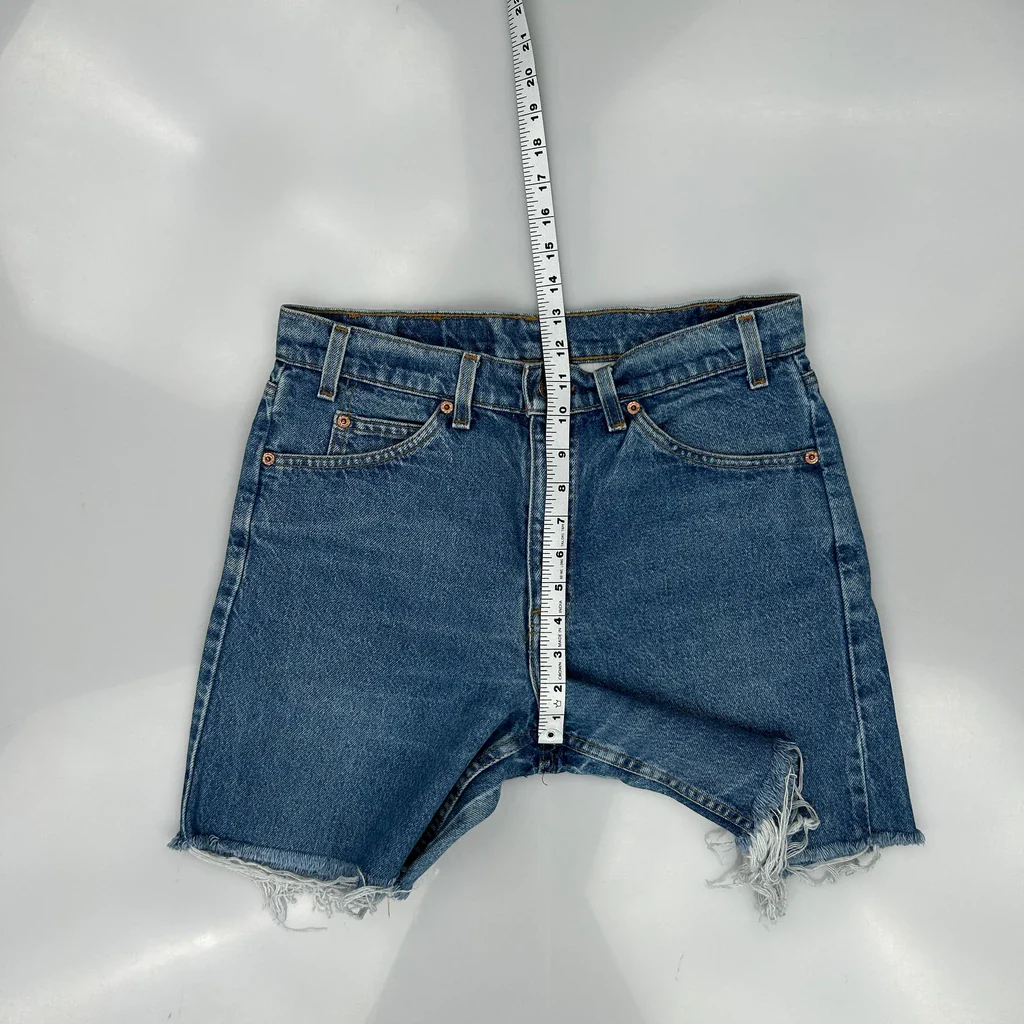 Levis Cut Off Denim Shorts - 31W UK 12 Blue Denim - Image 4